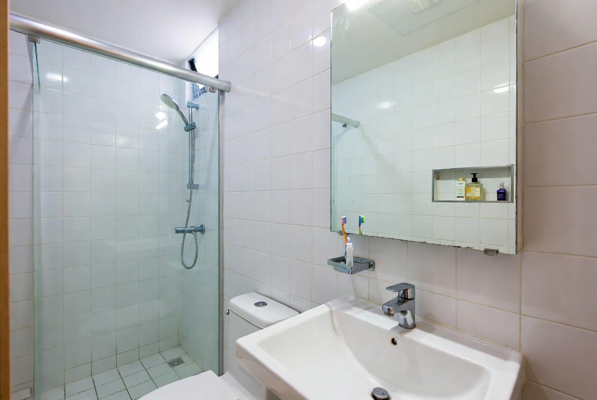 Clean bathroom Singapore